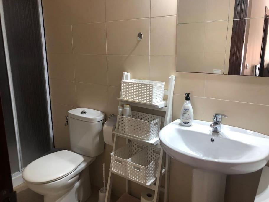 Apartamento En Primera Linea De Playa El Palo Málaga Exterior foto