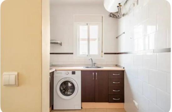 Apartamento En Primera Linea De Playa El Palo Málaga Exterior foto